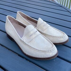 Vionic Waverly leather loafer